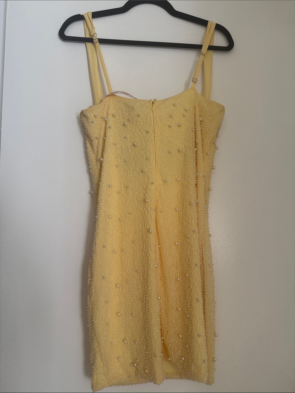 Cutesie yellow mini dress. For a night out in the town. - Picture 2 of 2